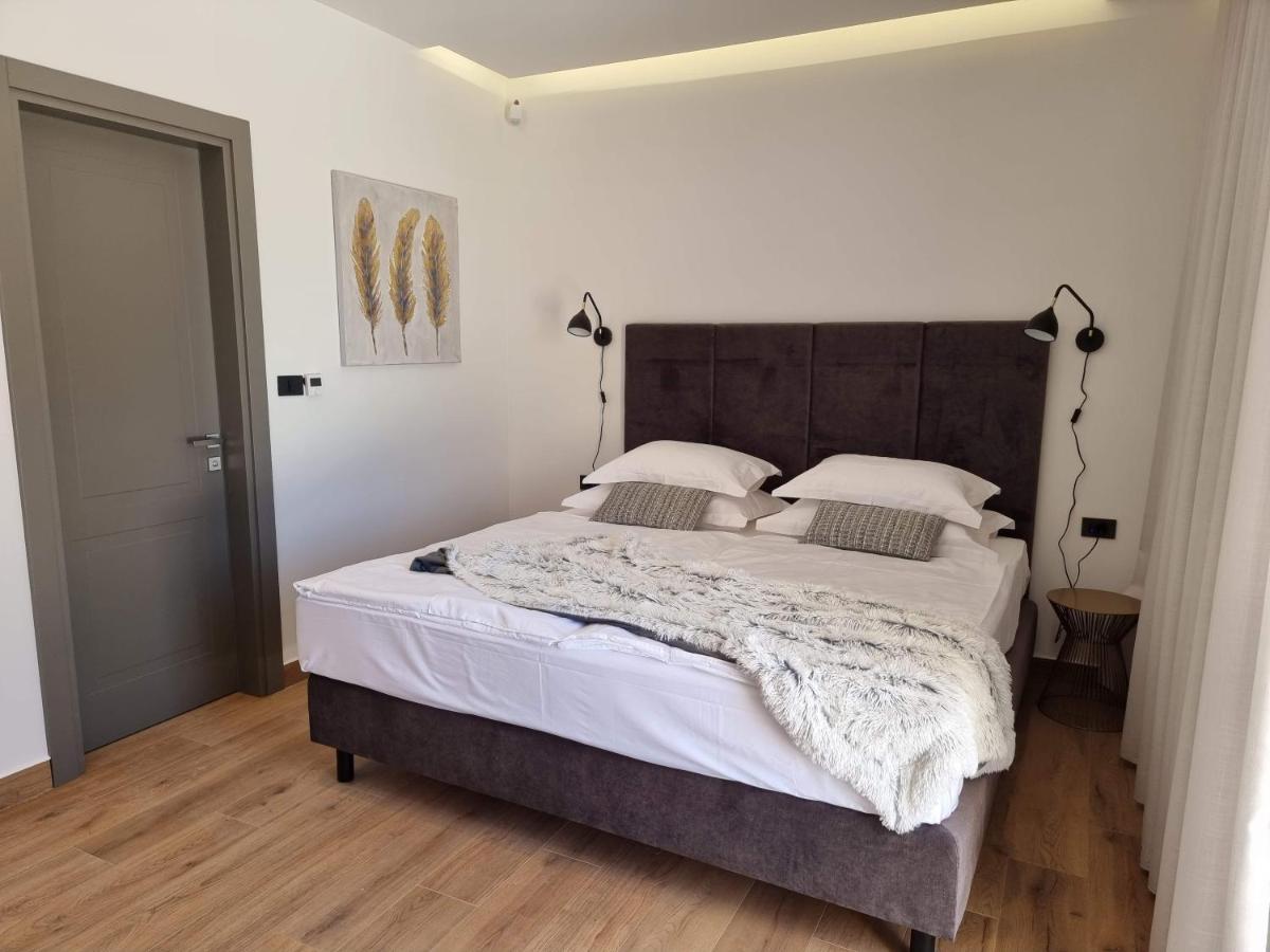 Luxury Villa Serena 2022 - With Heated Pool Cukrici Exterior photo